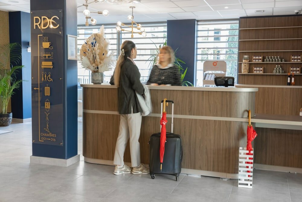 Фото The Originals Résidence Aix Schuman