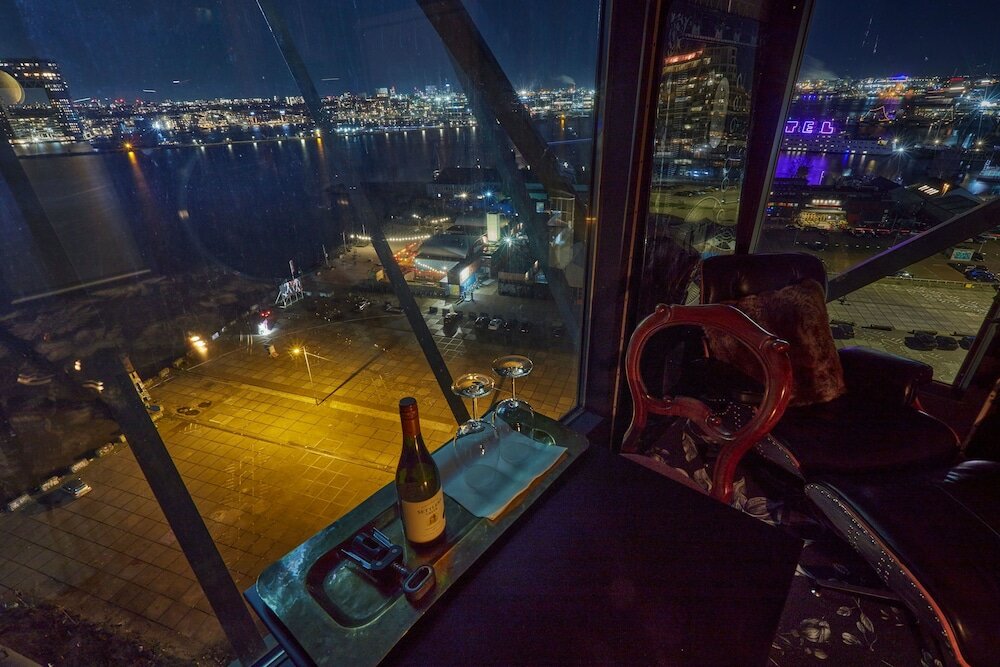 Фото Faralda Crane Hotel Amsterdam