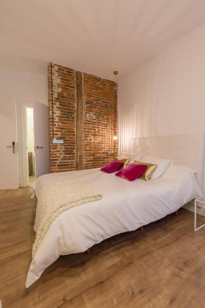 Фото Hostal Albany