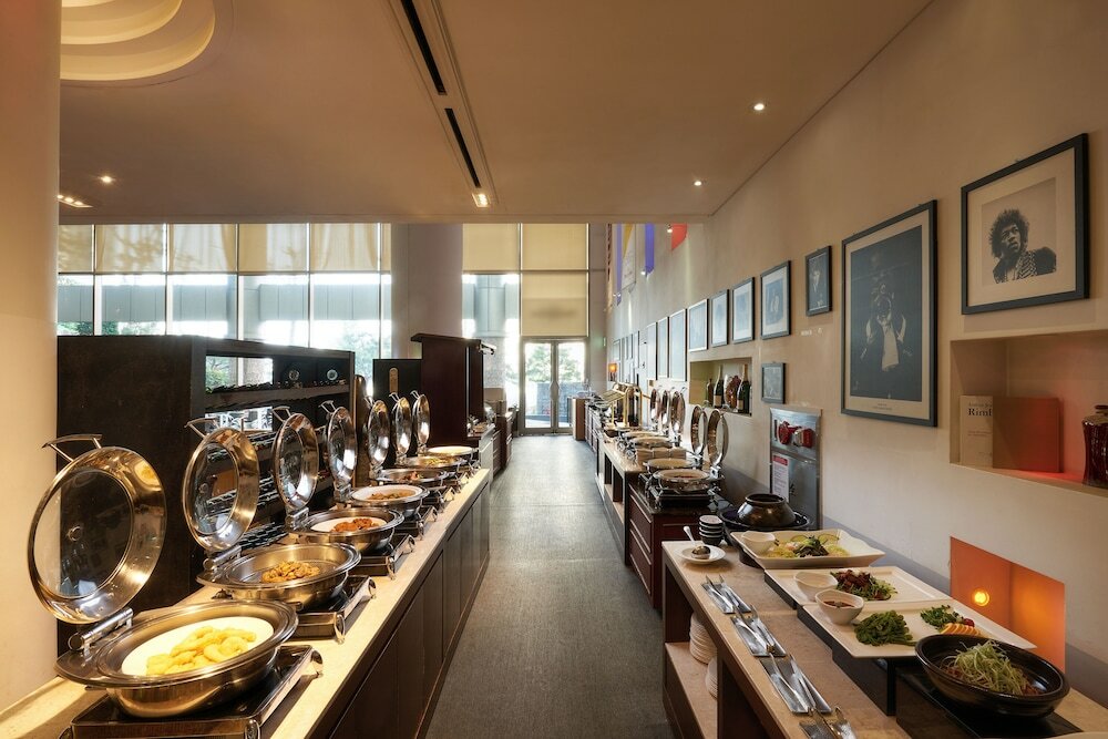 Фото Seoul Riviera Hotel