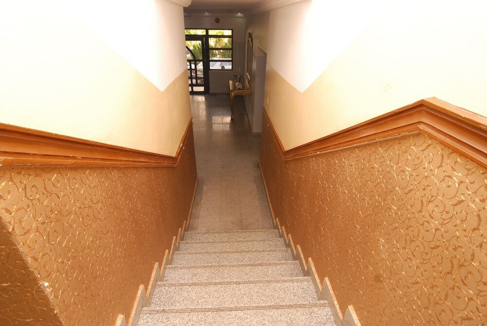 Фото Stonehedge Hotel