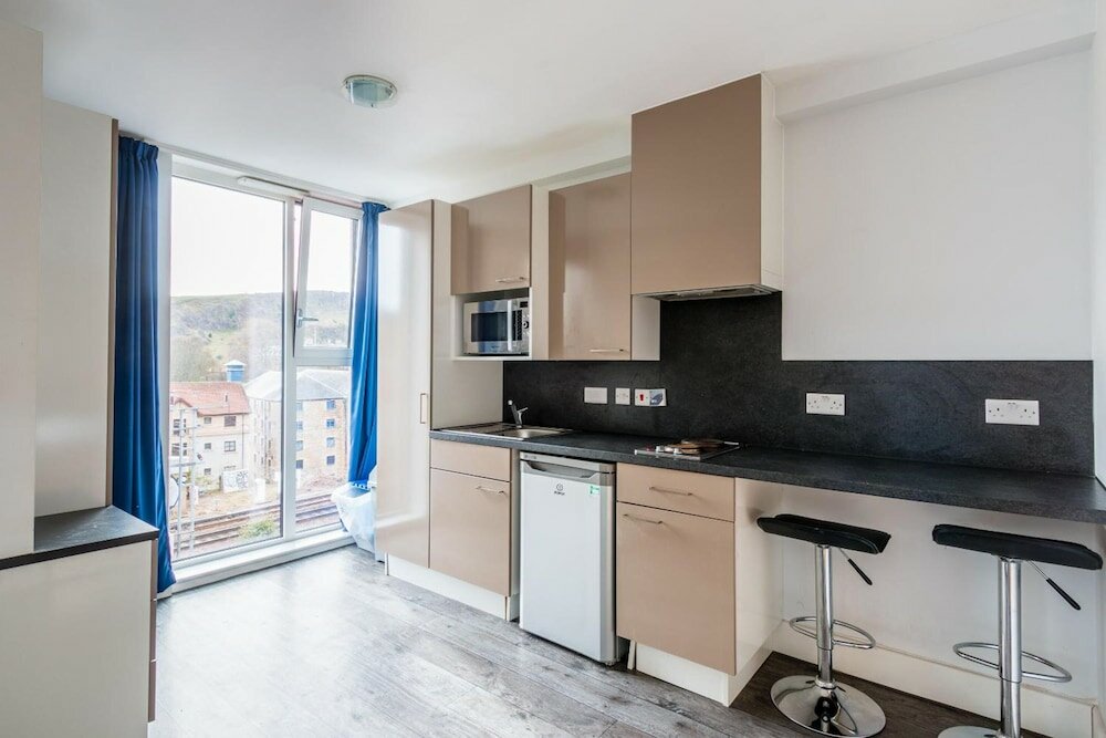 Фото Destiny Student Holyrood - Campus Accommodation