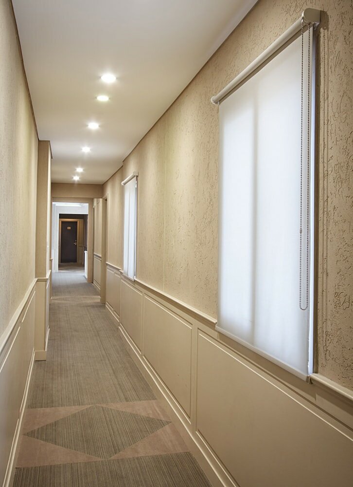 Фото Waldorf Hotel