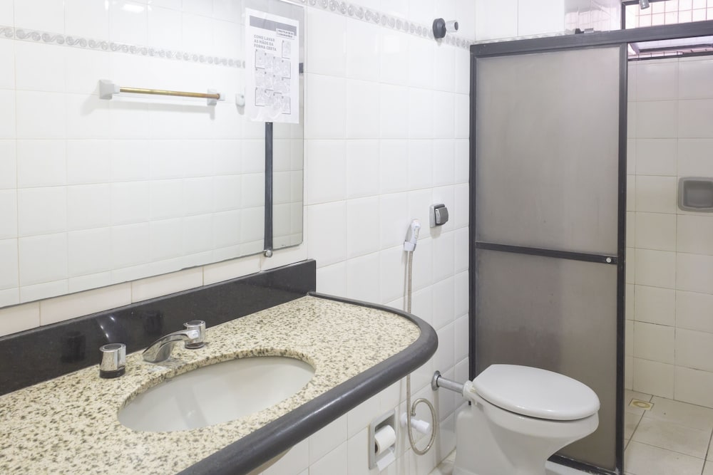 Фото Oyo Real Palace Hotel, Teresina