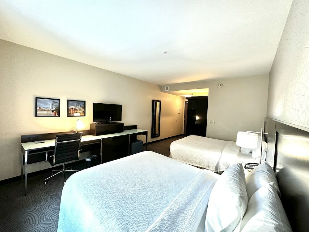 Фото Fairfield Inn & Suites by Marriott Denver Downtown