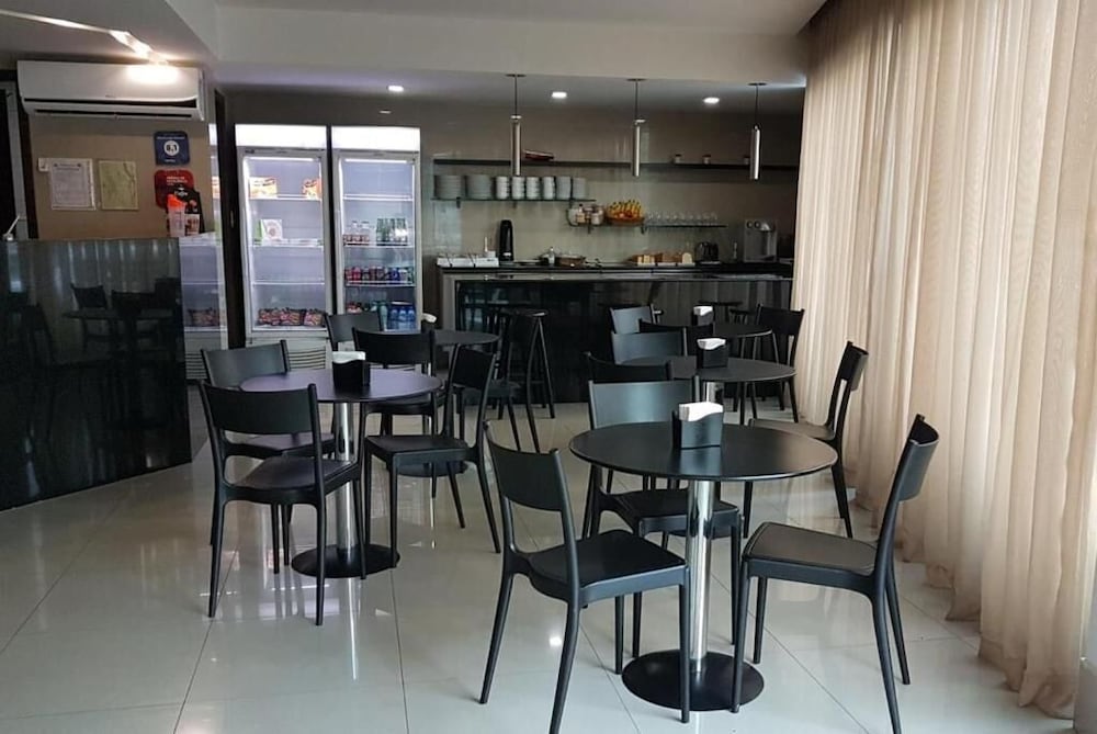 Фото Hotel Enseada Aeroporto