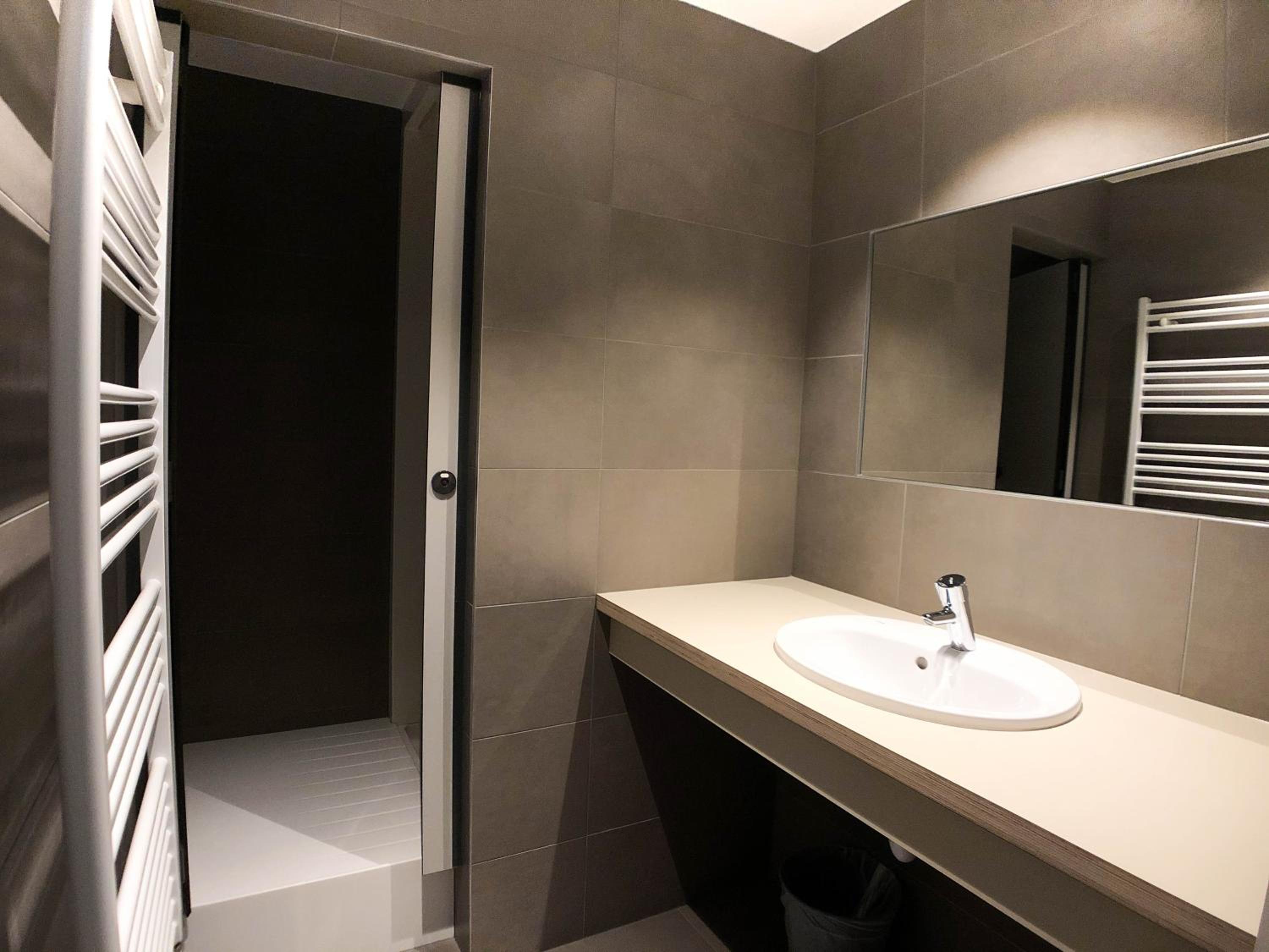 Фото Generation Europe Youth Hostel