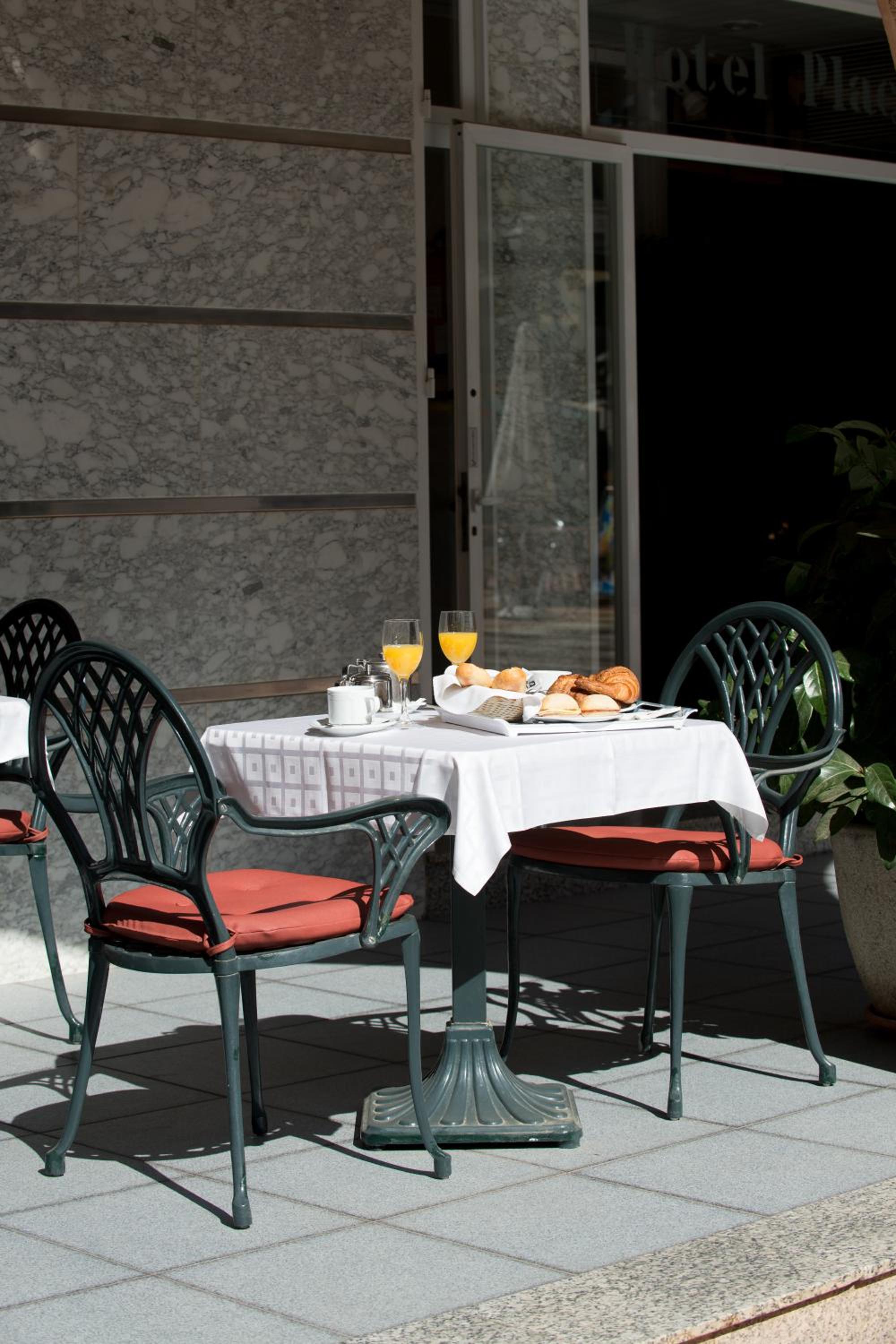 Фото Hotel Placa