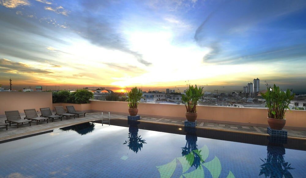 Фото Tongtara Riverview Hotel