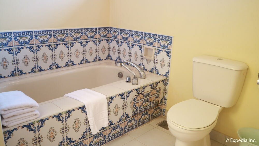 Фото Sophia Suites Residence Hotel