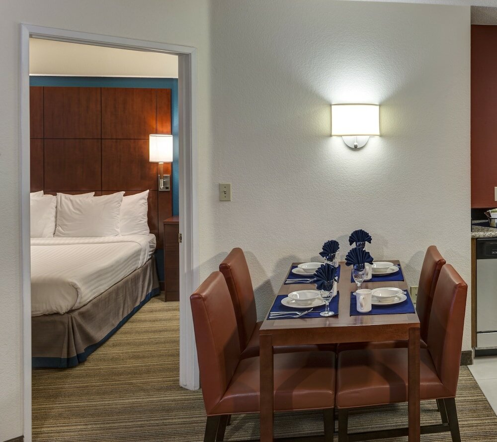 Фото Residence Inn by Marriott San Diego Downtown