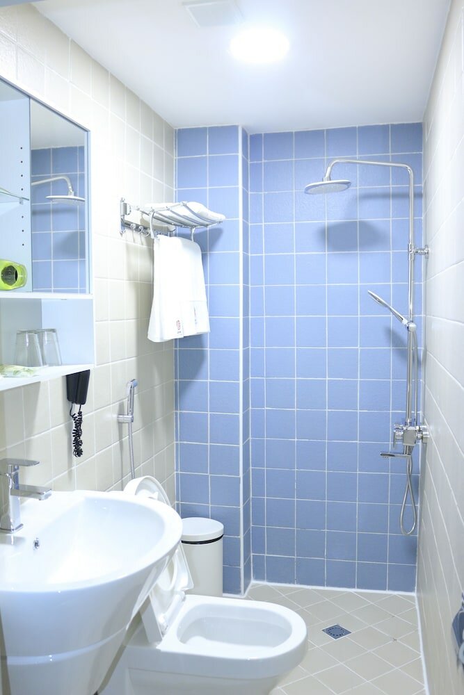 Фото Ub Inn hotel & gallery