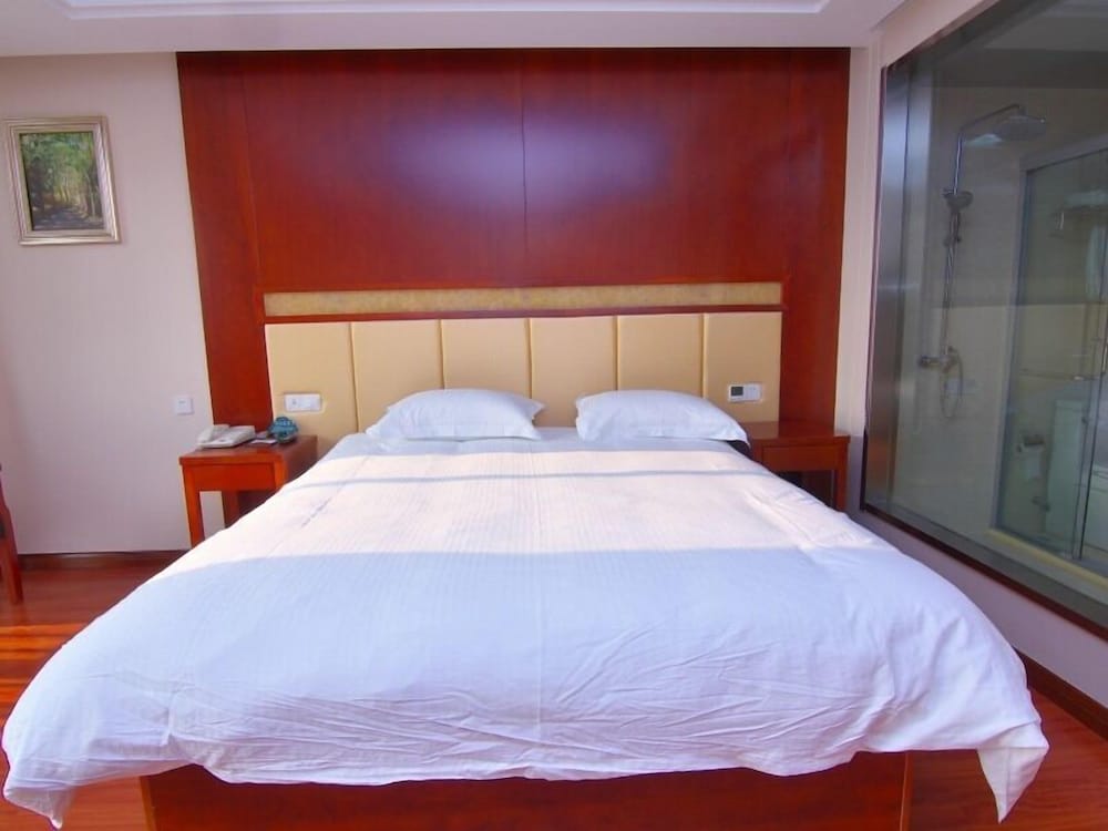 Фото GreenTree Inn ChangZhou East DongFang Road HengNai Logistics Park Express Hotel