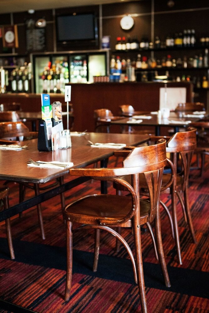 Фото Upper Ross Hotel