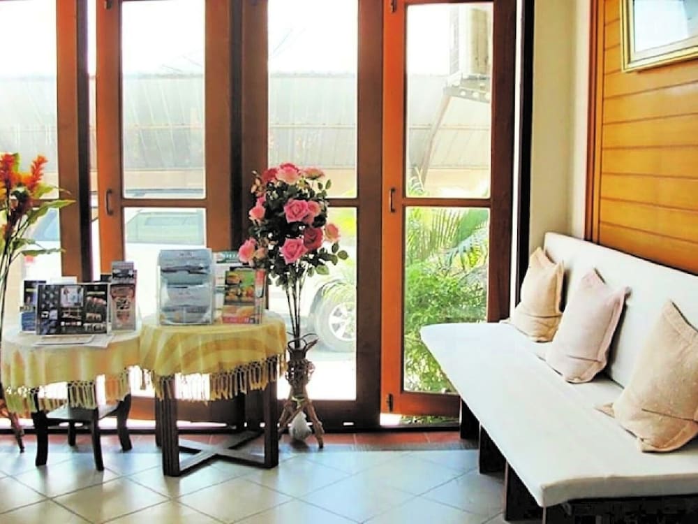 Фото Narawan Hotel