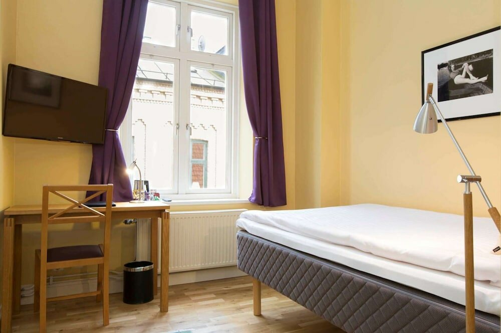 Фото Hotel Bishops Arms Lund