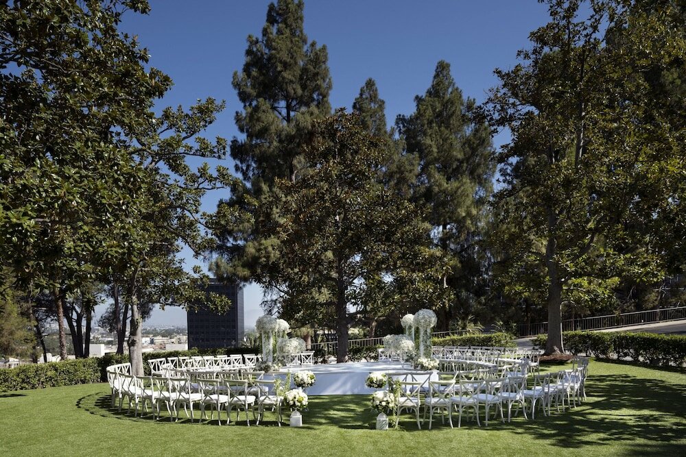 Фото Sheraton Universal Hotel