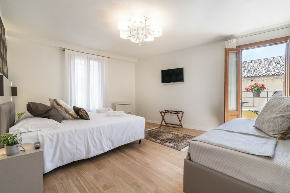 Фото Grifoni Boutique Hotel