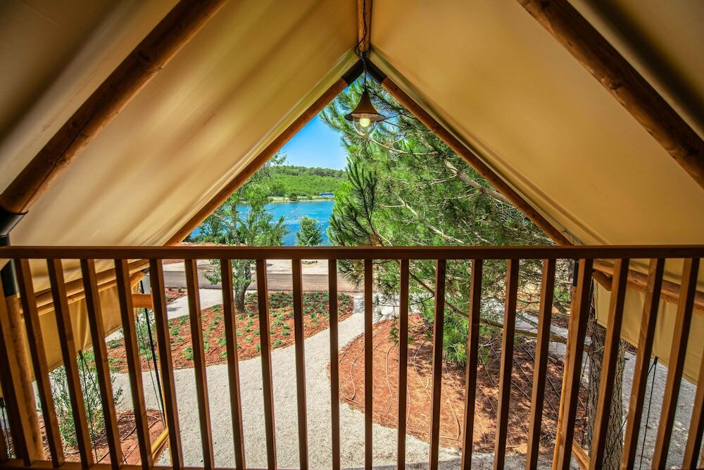 Фото Arena One 99 Glamping