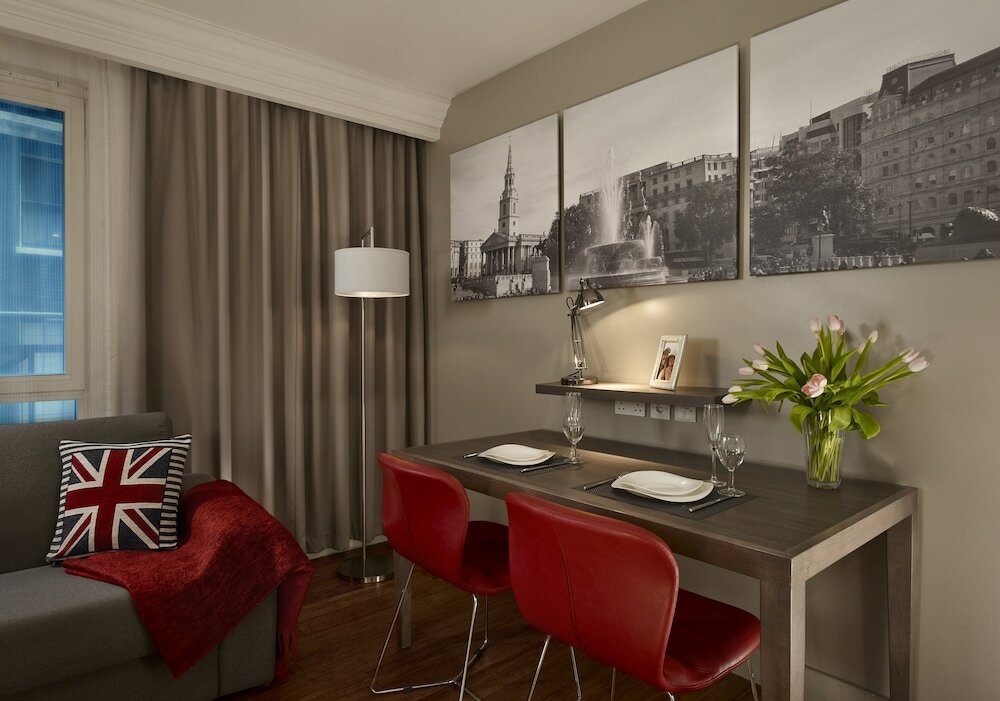 Фото Citadines Trafalgar Square London