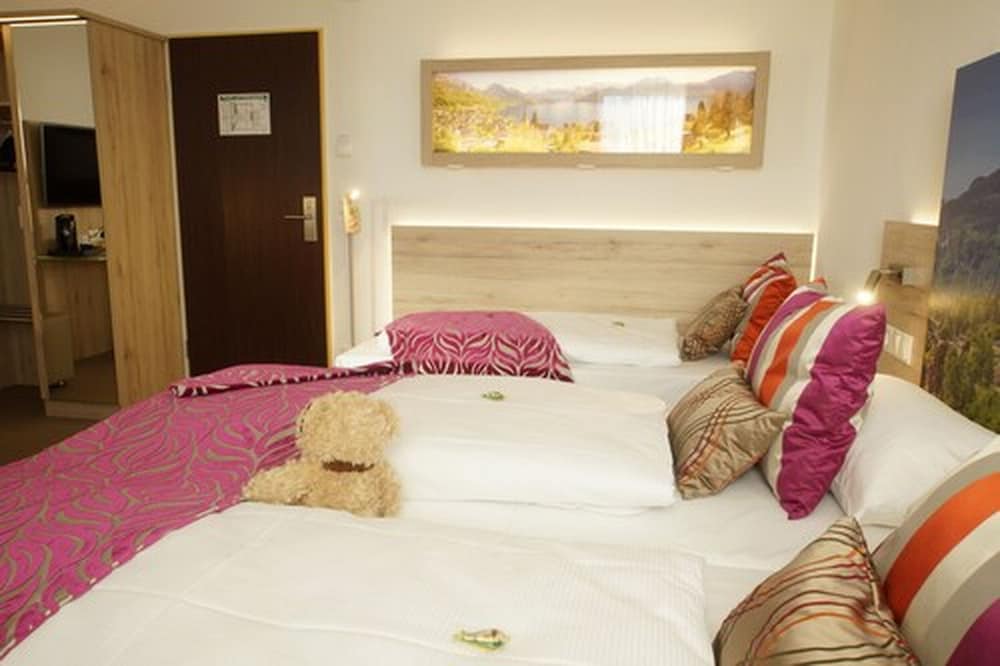 Фото Edel Weiss Hotel Und Restaurant