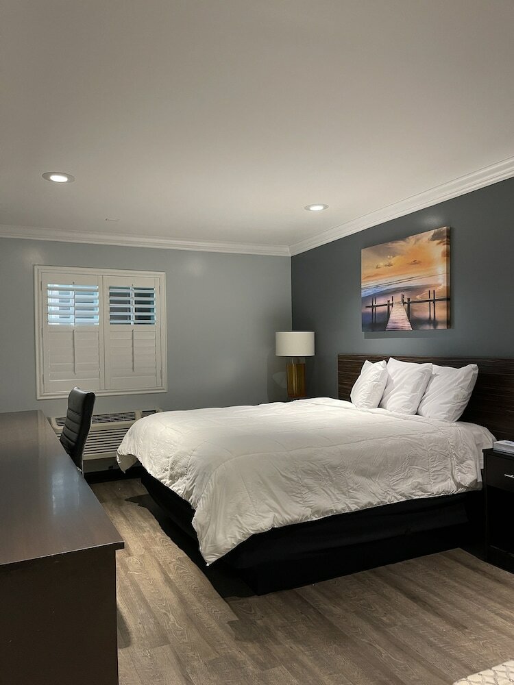 Фото La Casa Inn