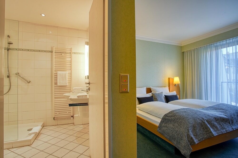 Фото Hotel Kischers Landhaus