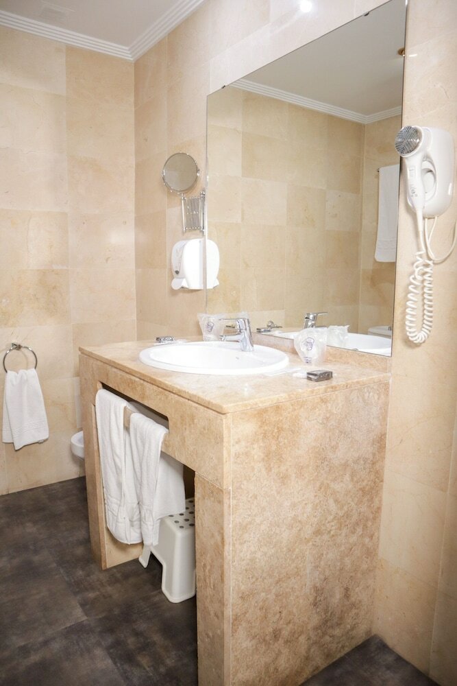 Фото Hotel Benetússer