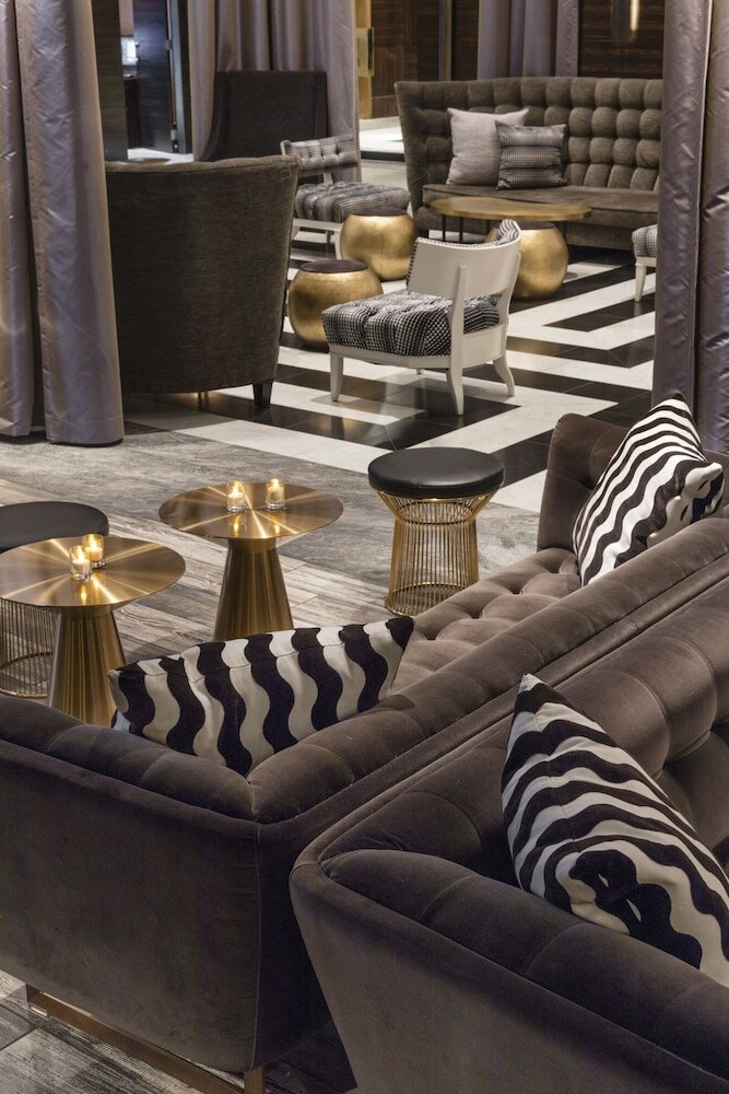 Фото The Empire Hotel