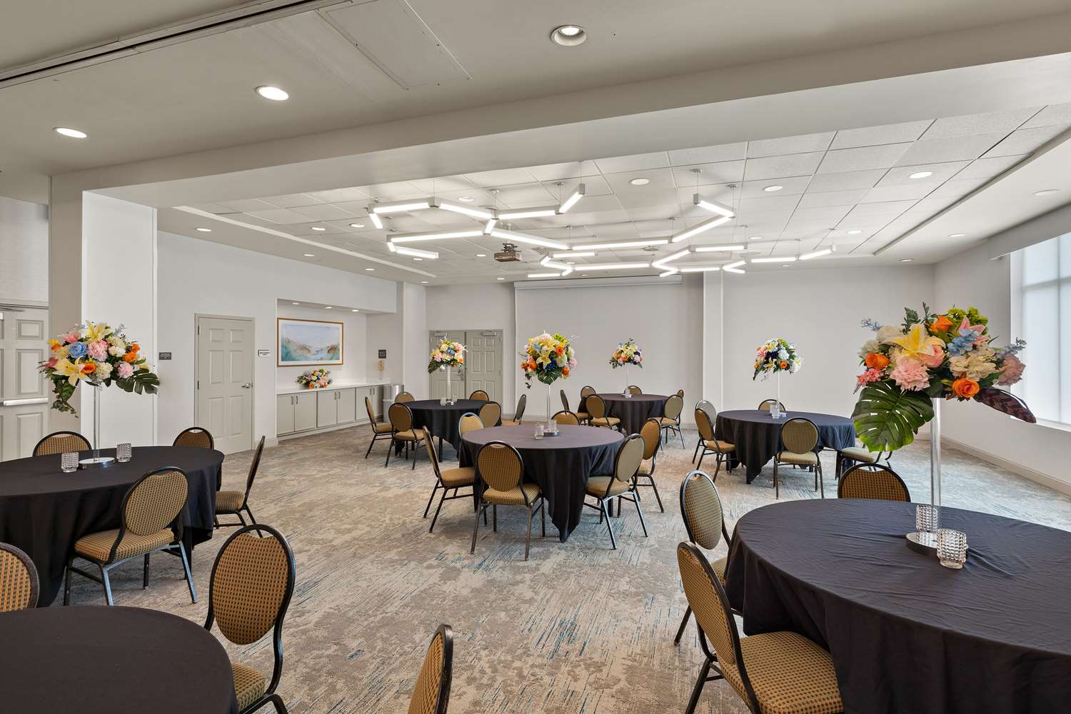 Фото Hilton Garden Inn Atlanta East/Stonecrest