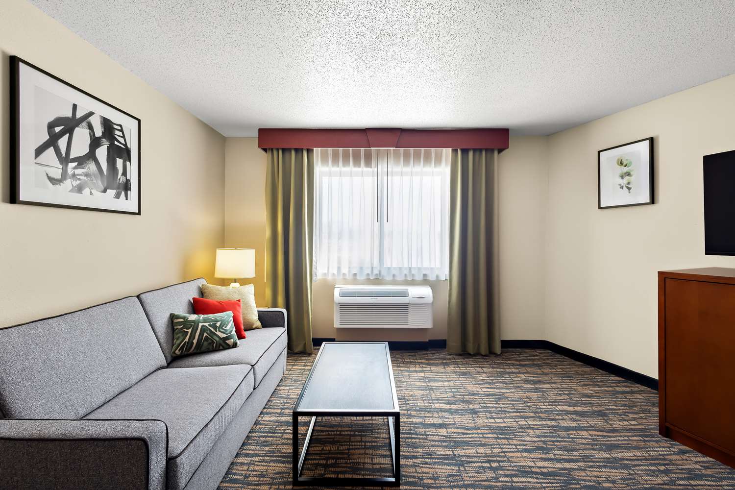 Фото SureStay Plus by Best Western Fremont I-69