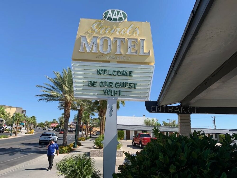 Фото The Sands Motel