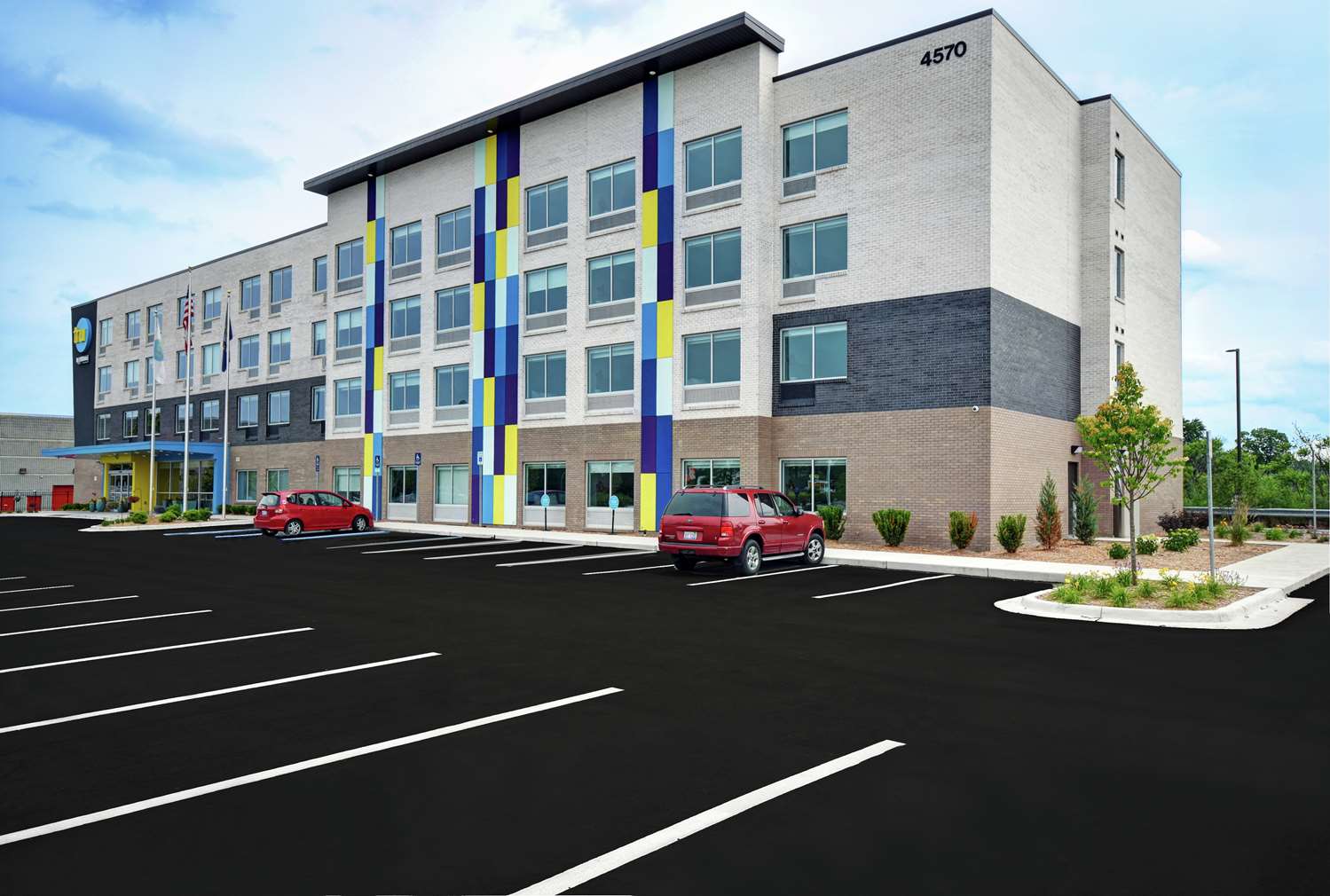 Фото Tru by Hilton Grand Rapids Airport
