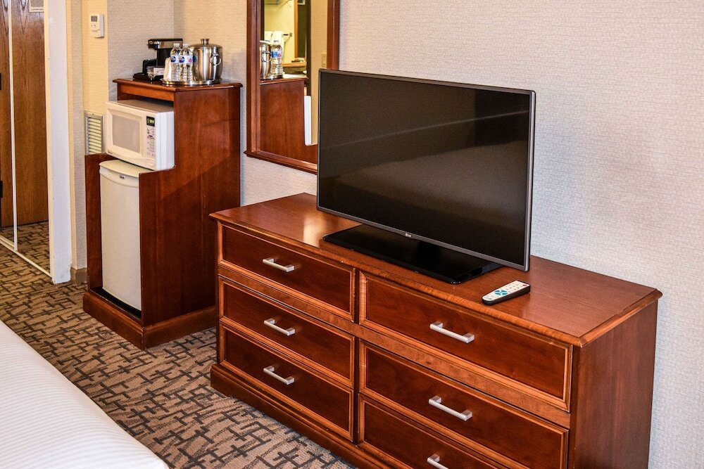 Фото Comfort Inn & Suites Downtown Tacoma