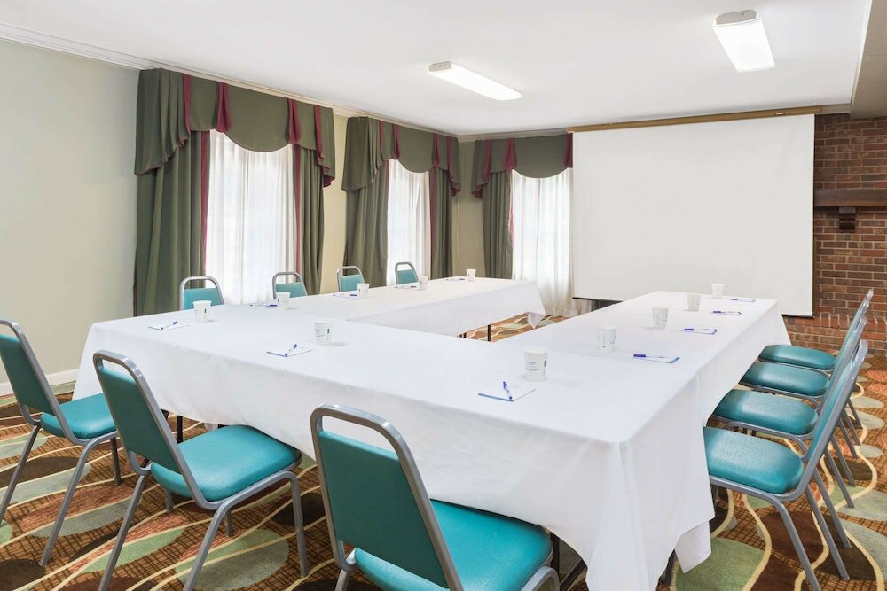 Фото Baymont by Wyndham Helen