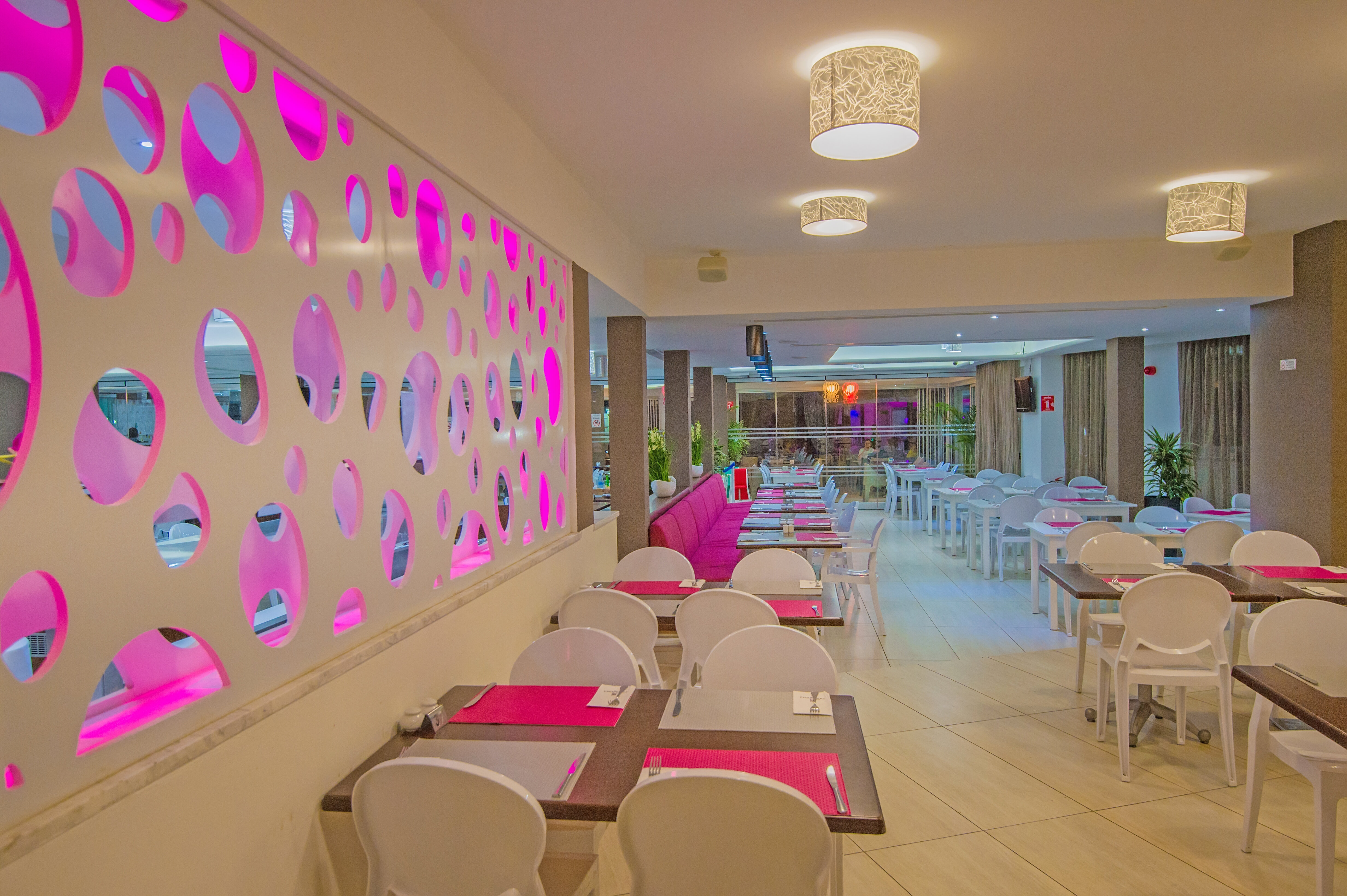 Фото New Famagusta Hotel