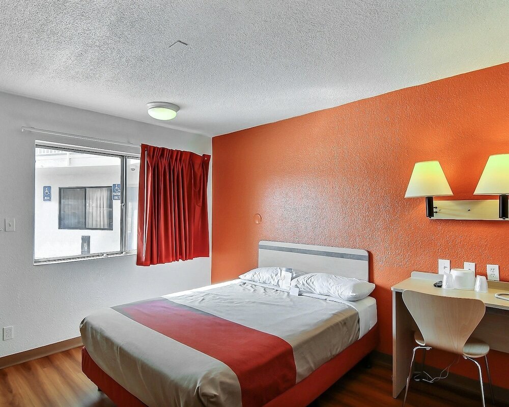 Фото Motel 6 Palmdale, Ca