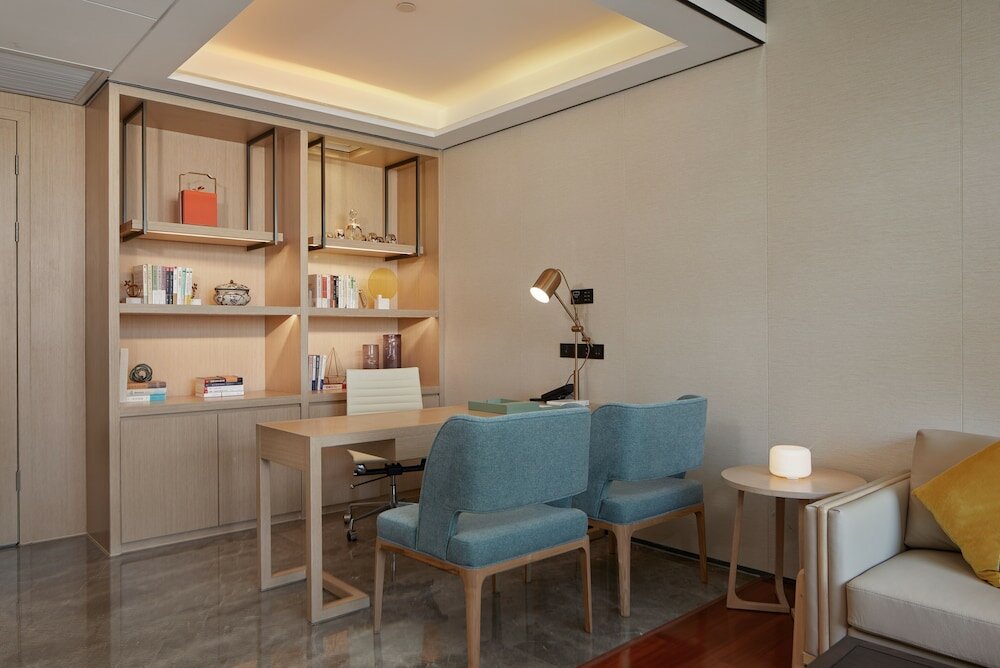 Фото Foshan Virtuous World Hotel