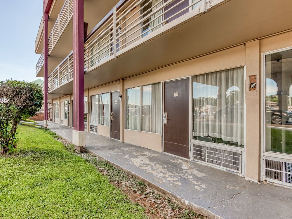 Фото Oyo Hotel Jackson North I-55