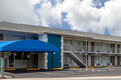 Гостиница Days Inn by Wyndham Apopka/Orlando в Окои