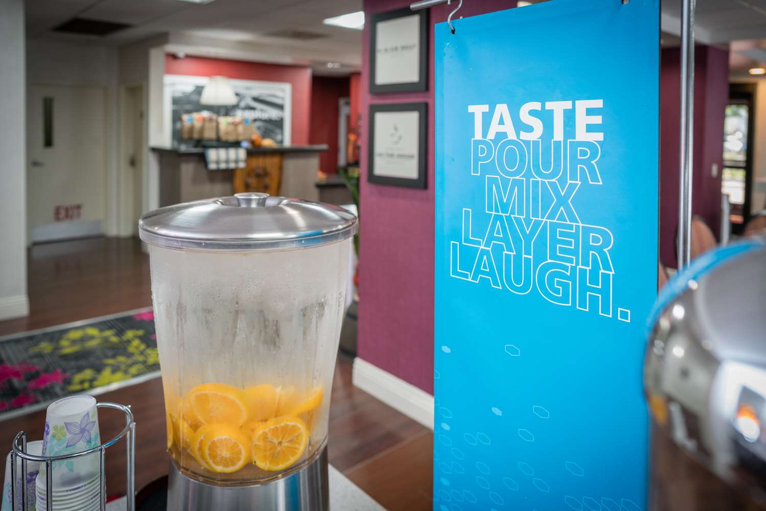 Фото Hampton Inn Livermore