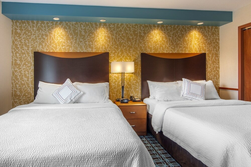 Фото Fairfield Inn & Suites by Marriott Hooksett