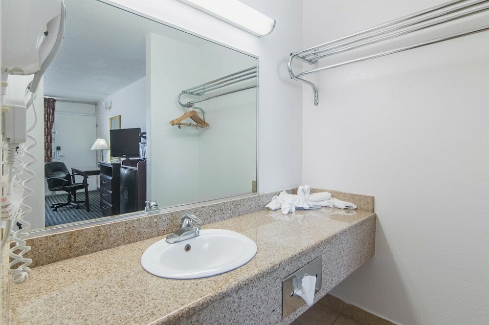 Фото Motel 6 Liberal, Ks