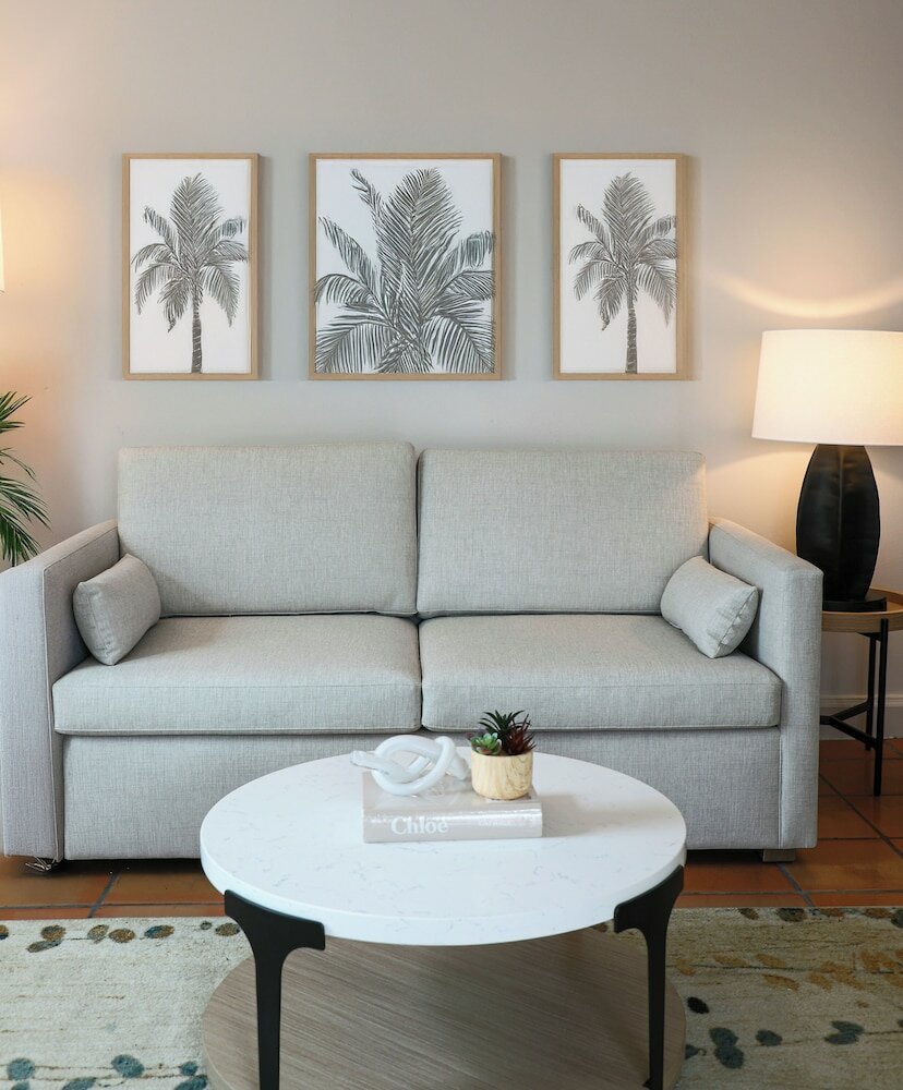 Фото Riverside Hotel