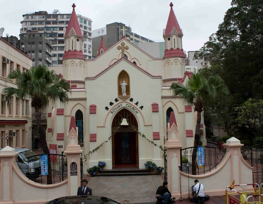 Фото отеля 1