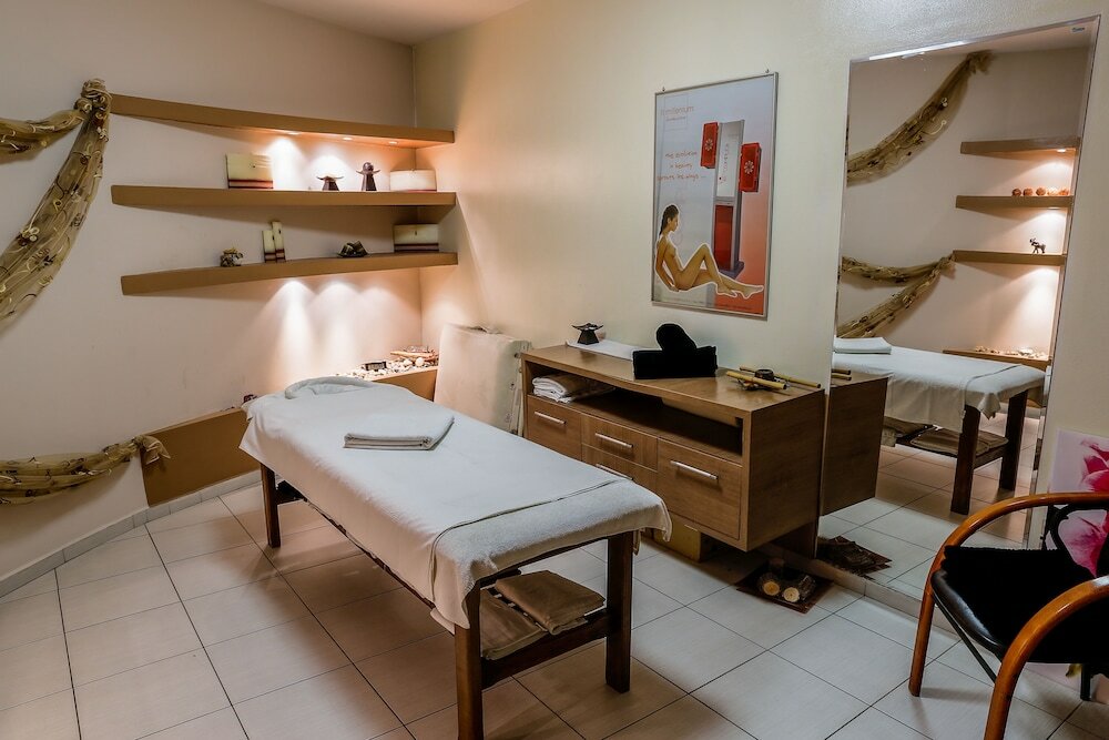 Фото Cosmopolitan Hotel & Wellness