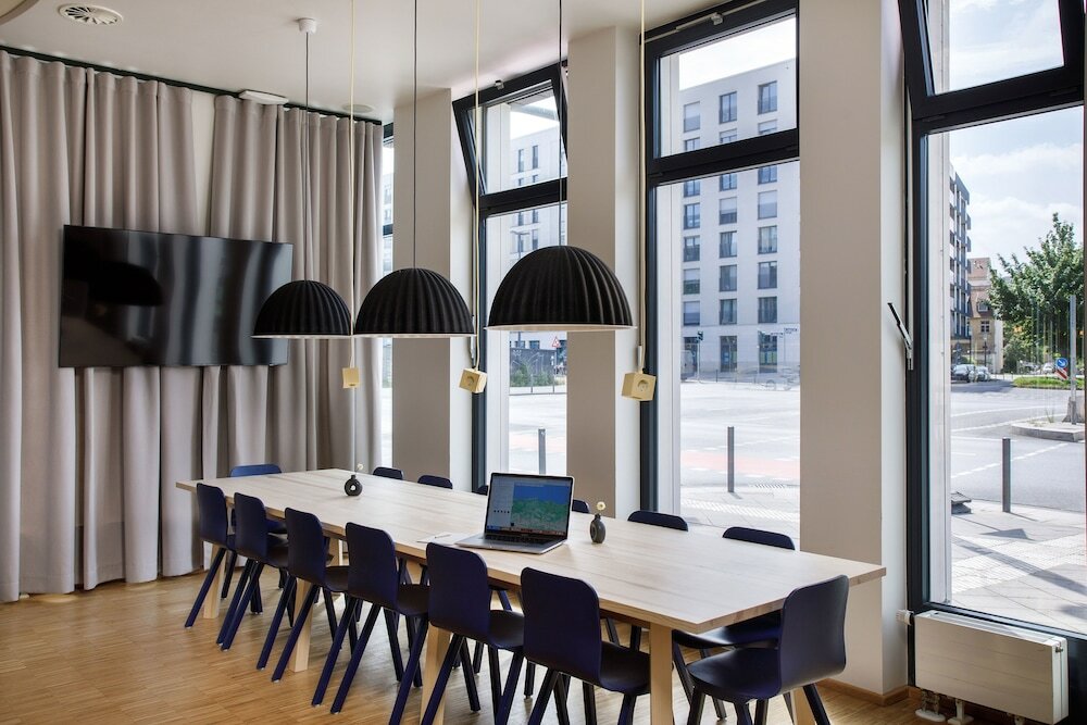 Фото LyvInn Hotel Frankfurt Messe