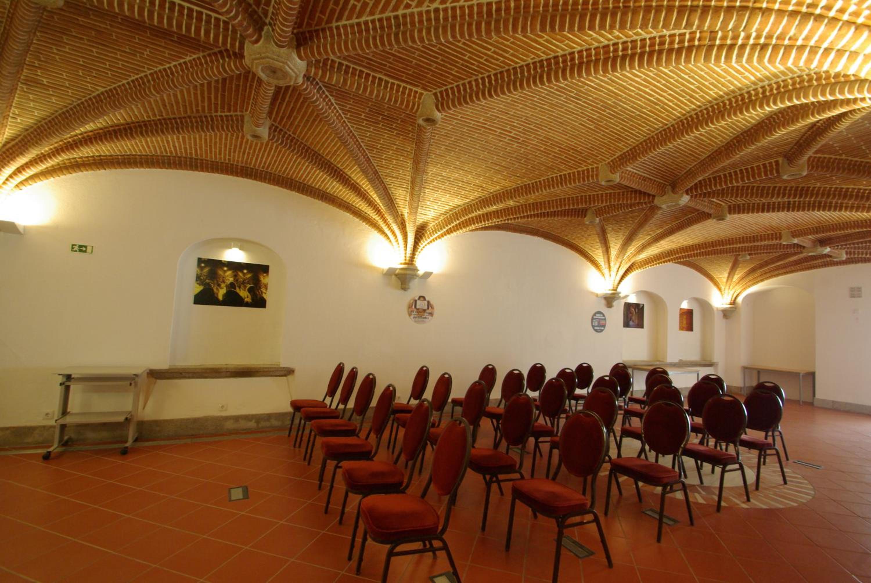 Фото Hi Évora – Pousada de Juventude