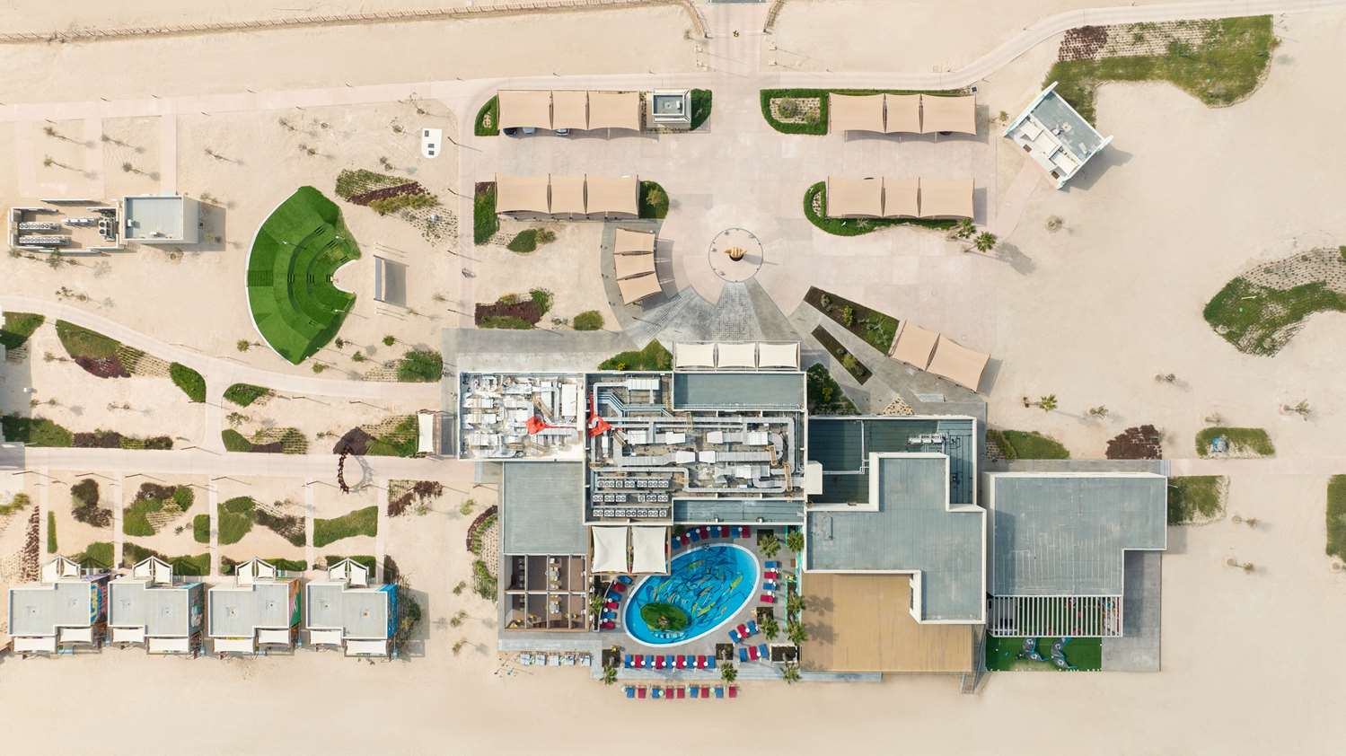 Фото Fuwairit Kite Beach Tapestry Collection by Hilton