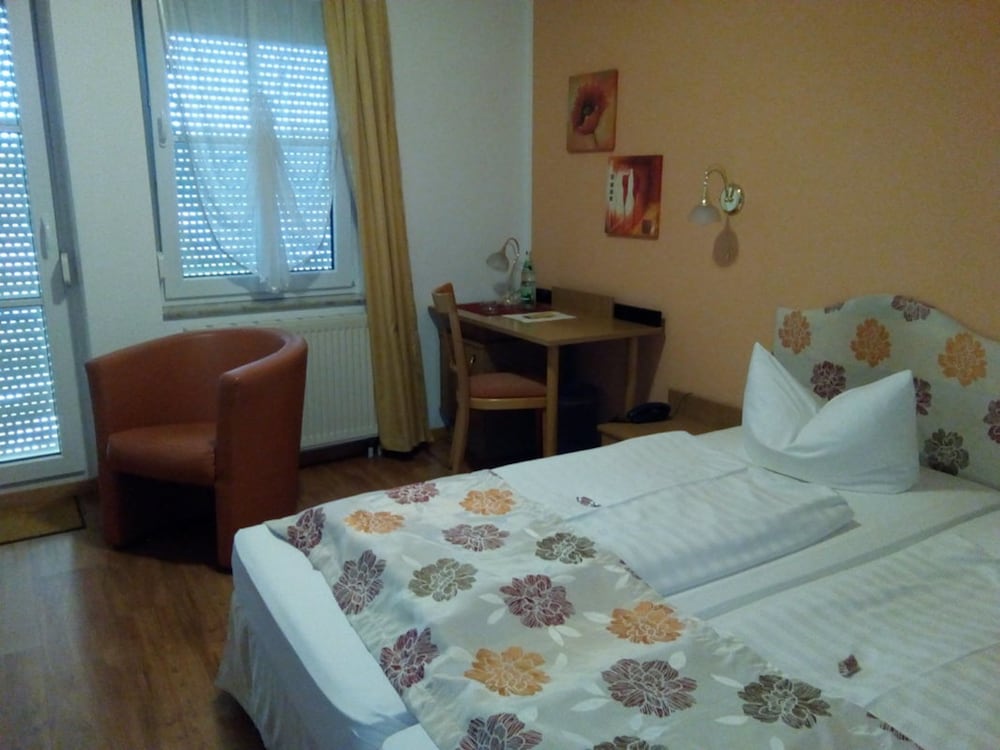 Фото Hotel am Schloss